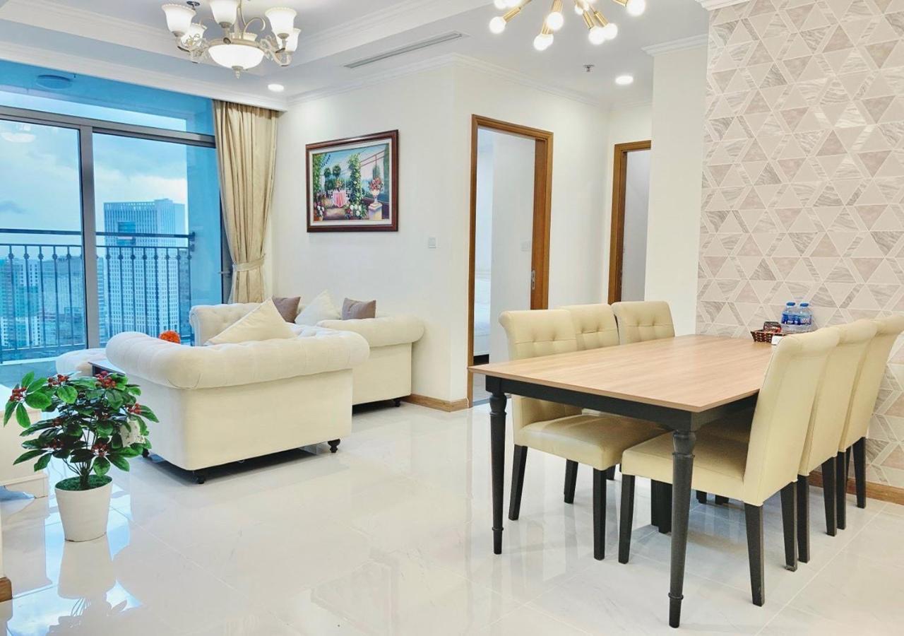 Апартаменты Landmark Plus Central Park Vista Хошимин Экстерьер фото